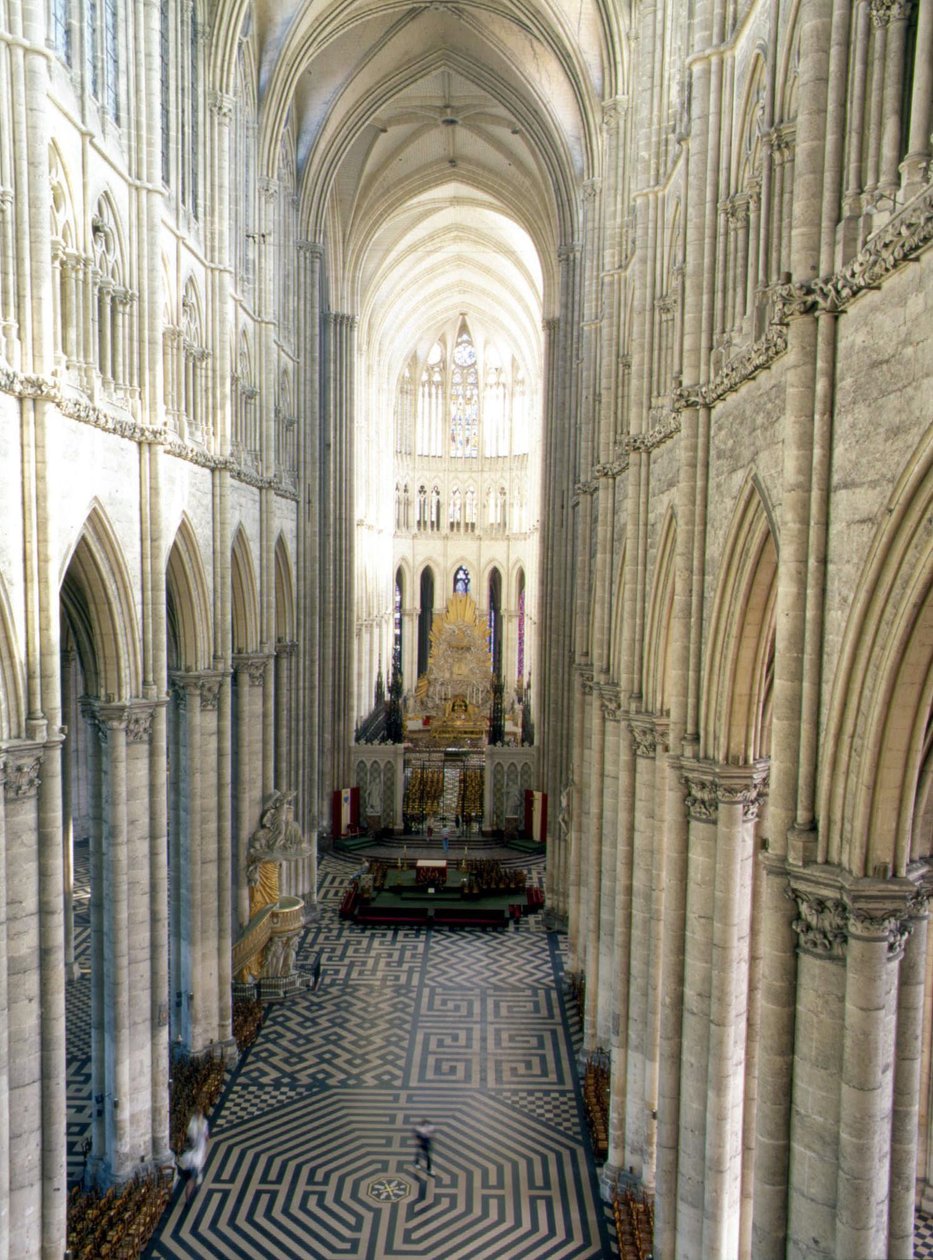 Innenansicht der Kathedrale von Amiens (Somme 80) von French School