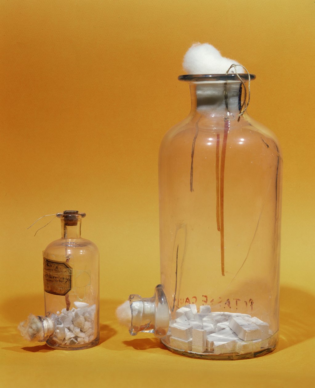 Glasgefäß, das von Louis Pasteur (1811-95) in seiner Forschung verwendet wurde (Glas) von French School