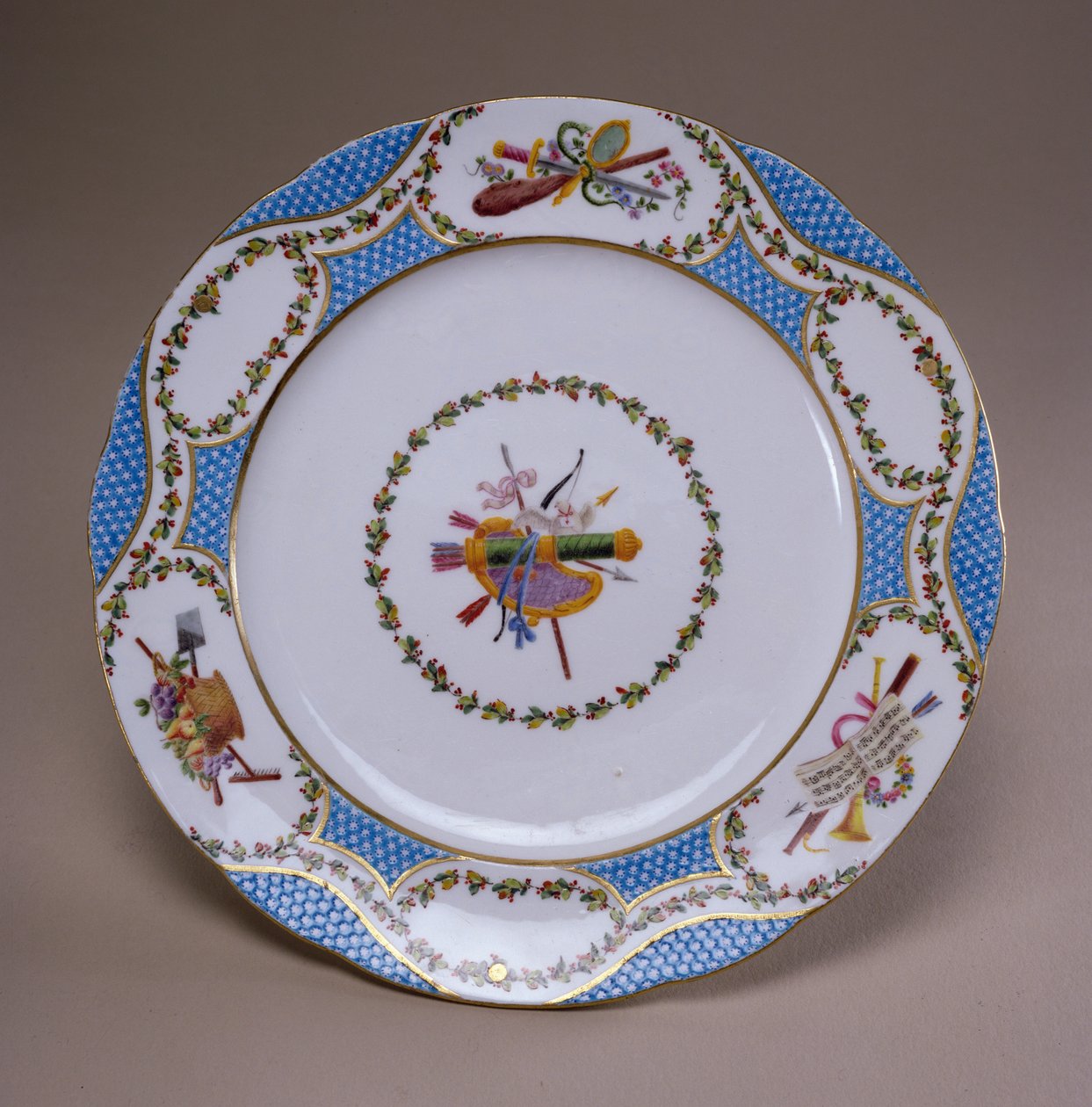 Sevres Dessertteller, aus dem Melbourne Service, 1770 von French School