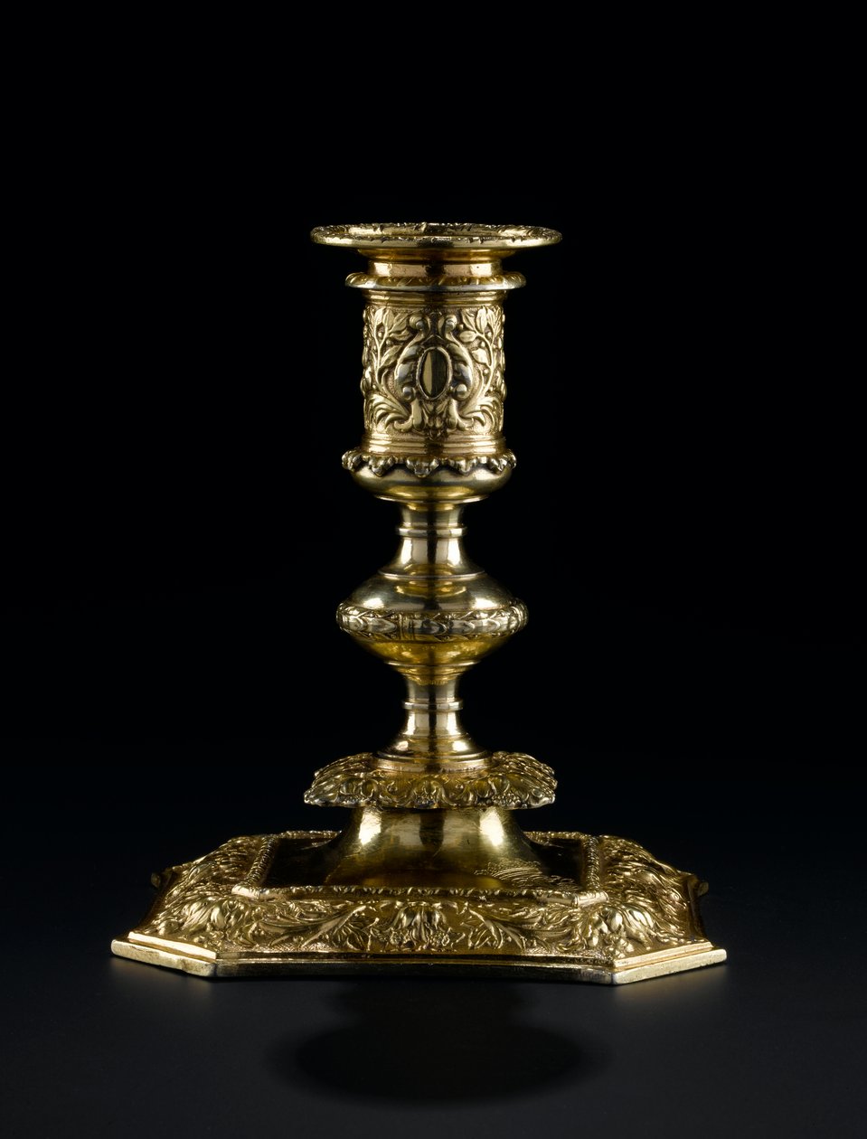 Silbervergoldeter Kerzenhalter mit abnehmbarem Düsenstück aus dem Lennoxlove-Toilettenset, im Besitz von Frances Teresa Stewart, Herzogin von Richmond und Lennox: Französisch, Paris, von Pierre Masse, 1661 - 1662 von French School