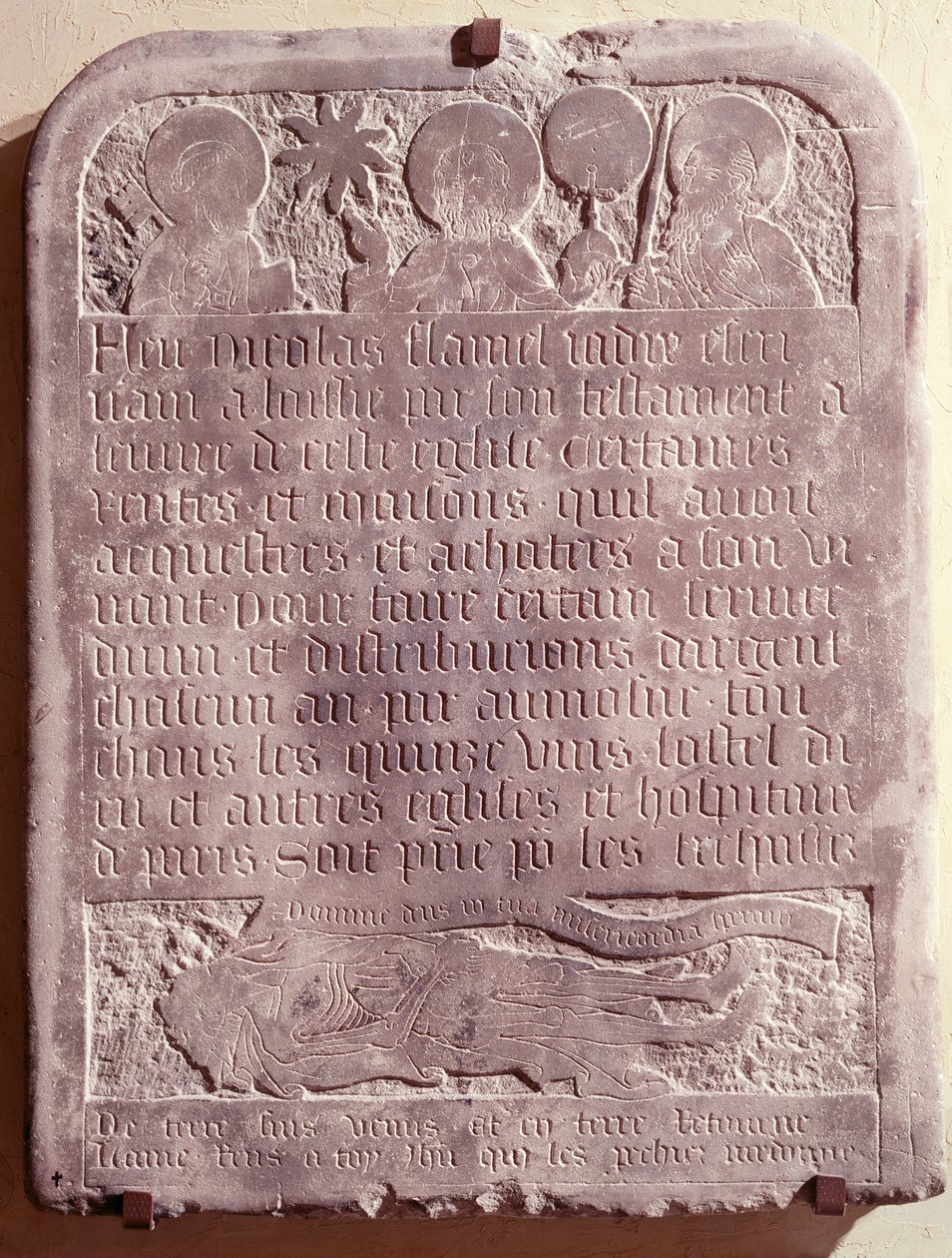Grabstein von Nicolas Flamel, ursprünglich aus der Kirche Saint-Jacques-de-la-Boucherie, 1418 von French School