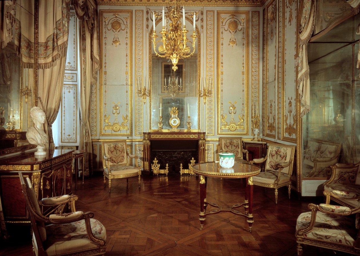Ansicht des Innenkabinetts von Königin Marie Antoinette (1755-1793) (das vergoldete Kabinett). Versailles, Schlossmuseum von French School