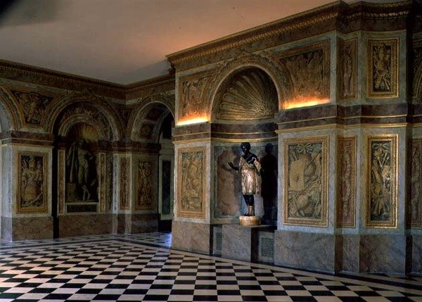 Ansicht des Salle des Hocquetons (Raum der Bogenschützen) von French School