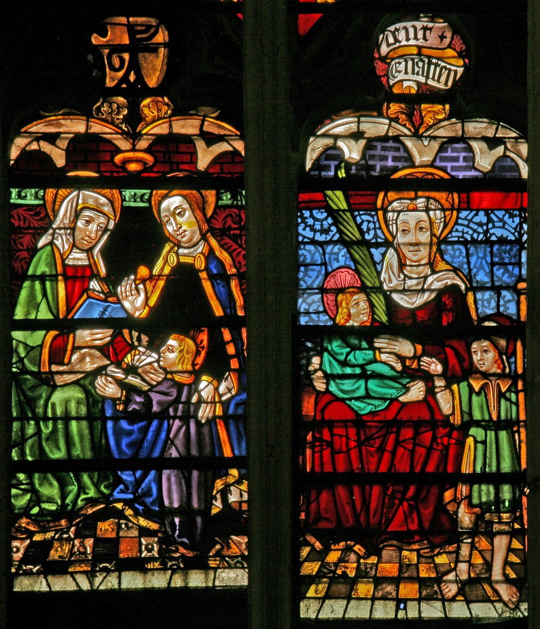 Fenster w132, Maria Salome? St. Anna, Maria und Christus von French School