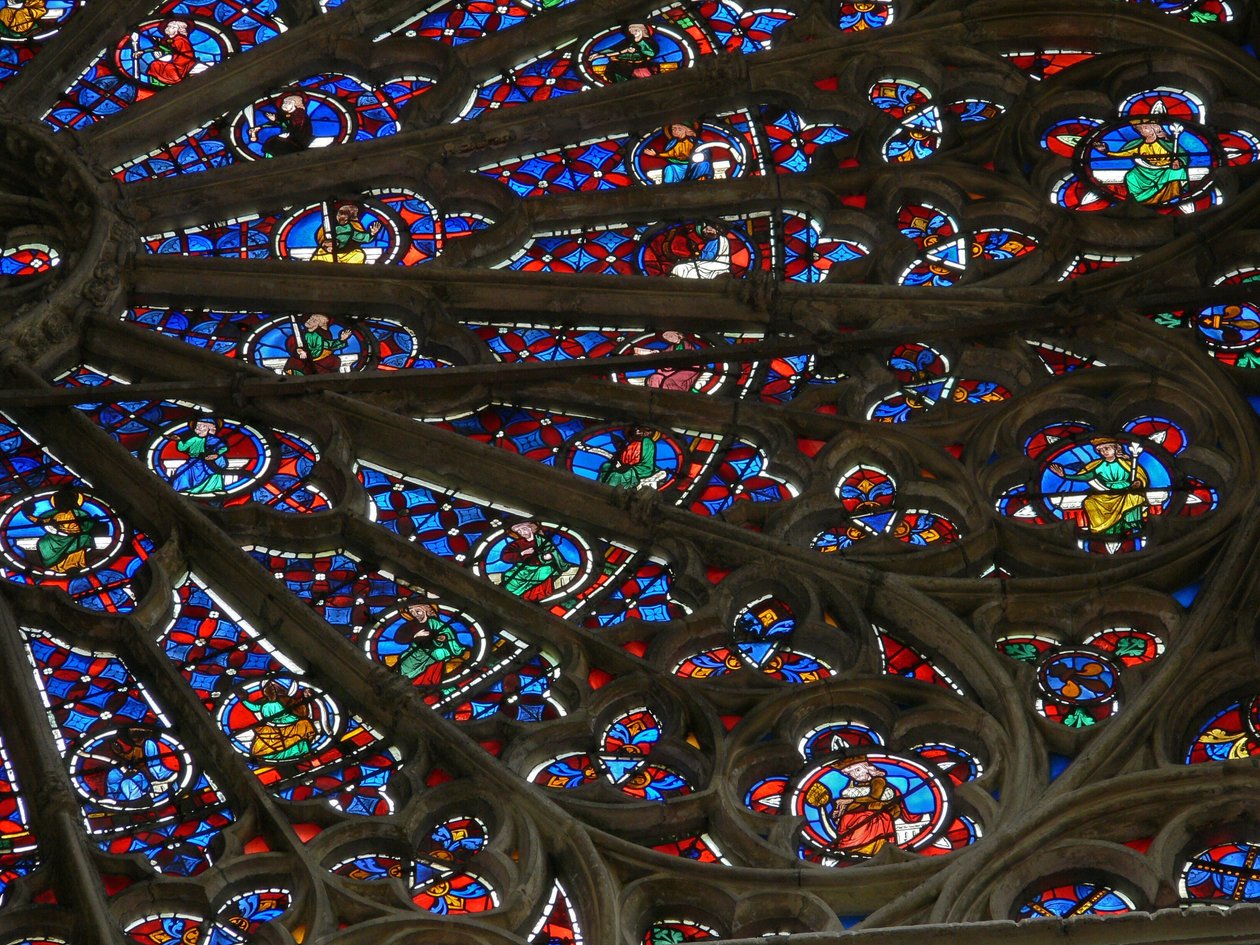 Fenster w219, das nördliche Rosenfenster, Propheten, Vorfahren Christi und Älteste der Apokalypse darstellend (Rosenfenster - innen) von French School