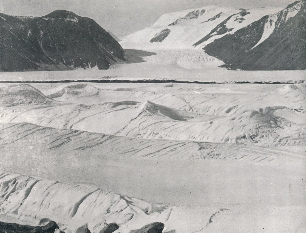 Gespaltenes Eis am Eingang zum Priestley-Gletscher, ca. 1911, 1913 von G. Murray Levick