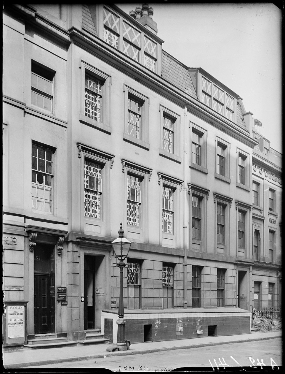 33-34 Waterloo Street, Birmingham, 1941 von George Bernard Mason
