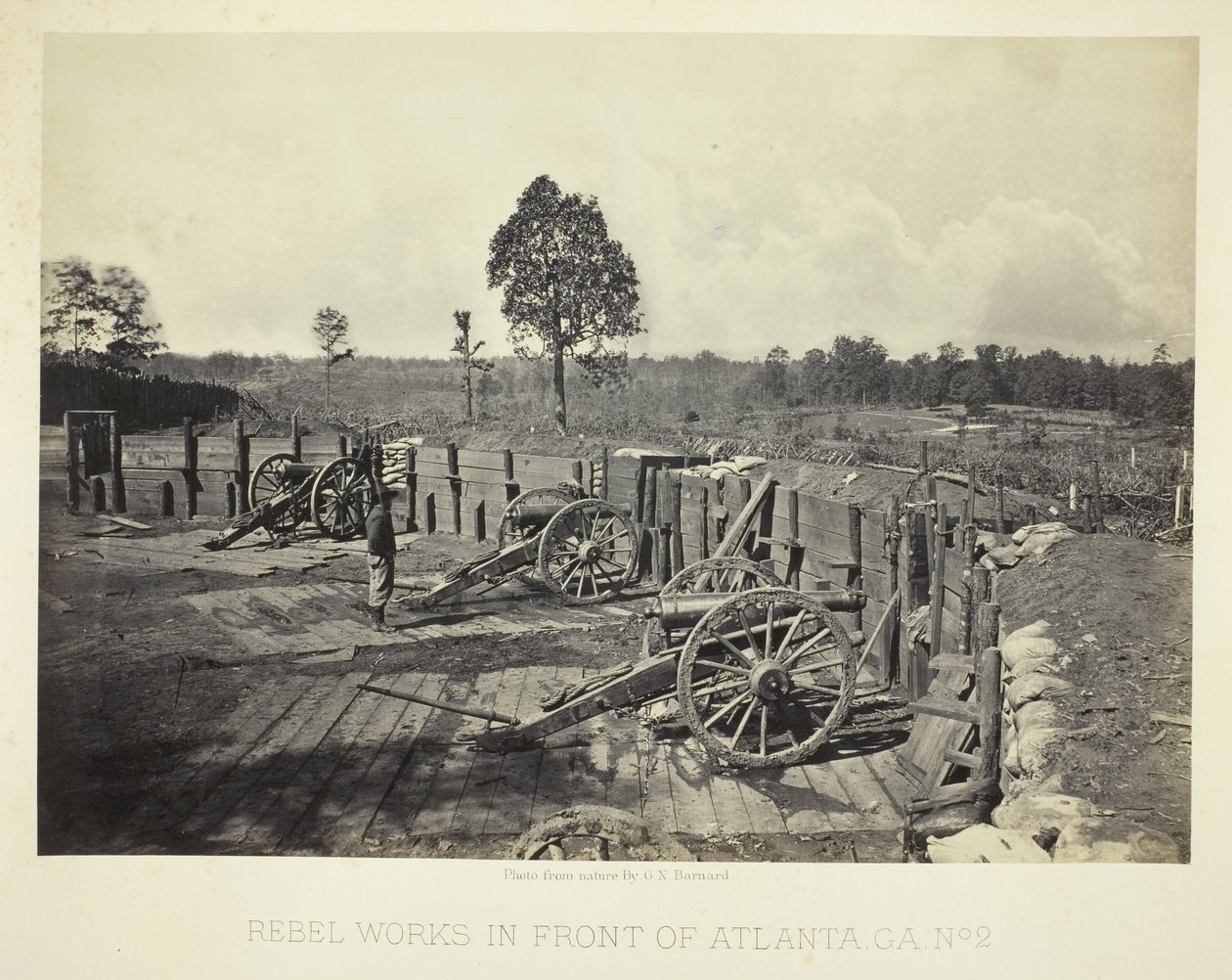 Rebellenwerke vor Atlanta, GA, Nr. 2 von George N. Barnard