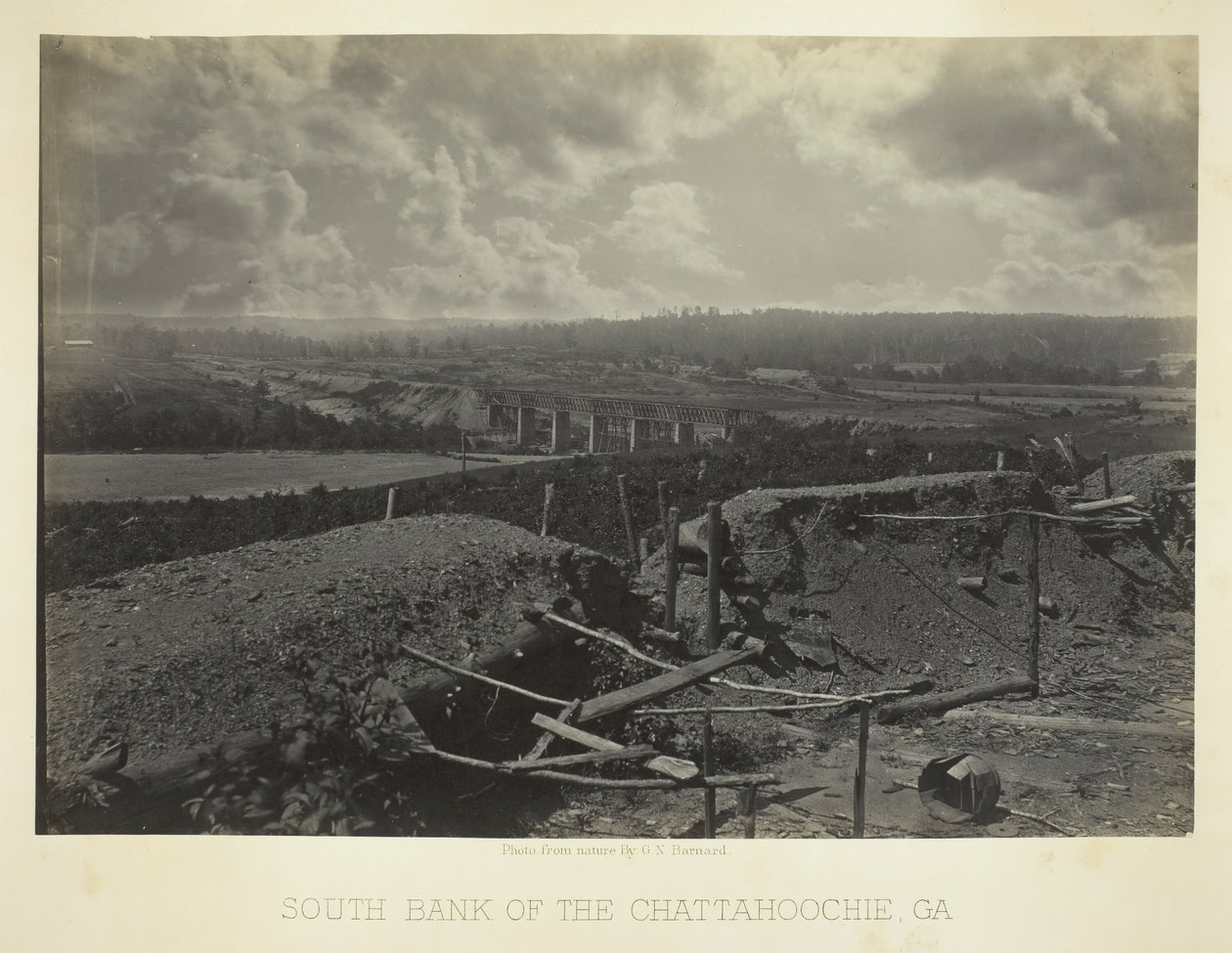 Südliches Ufer des Chattahoochie, Ga., 1866 von George N. Barnard