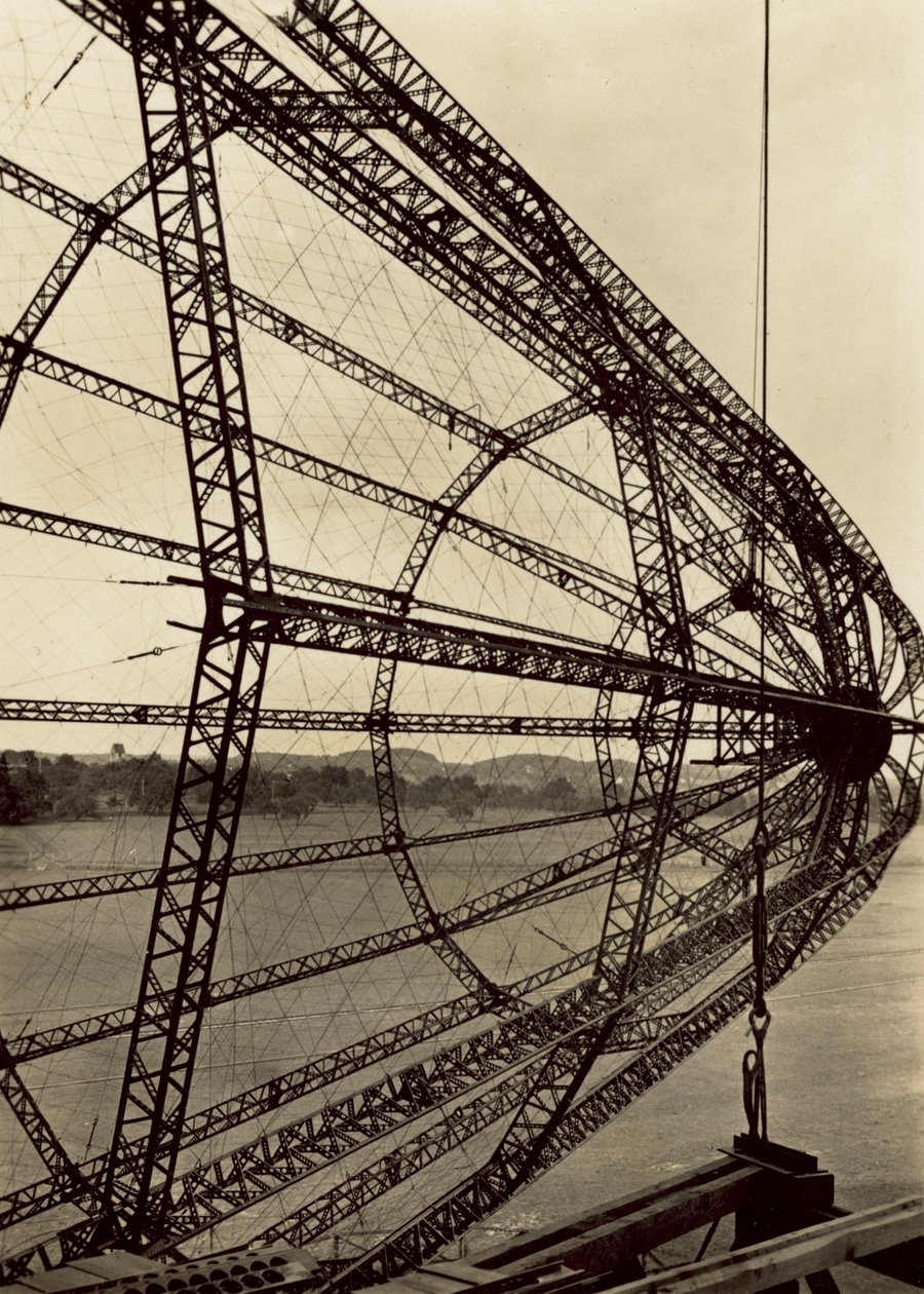Heck des Gerüsts des Luftschiffs LZ 130 von German Photographer