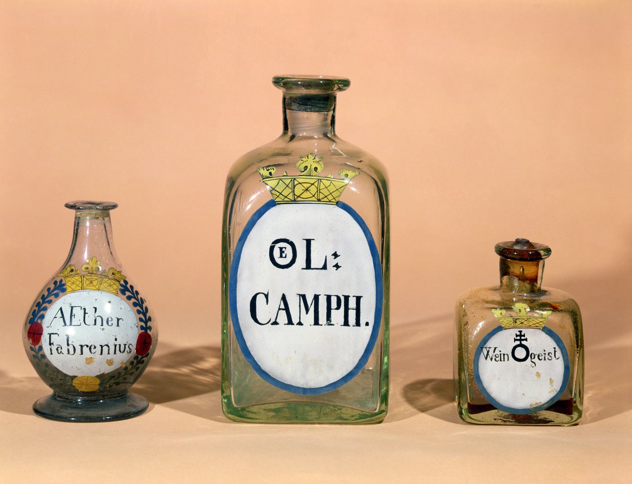 Apothekergefäße für Kampfer und Spiritus (Glas) von German School
