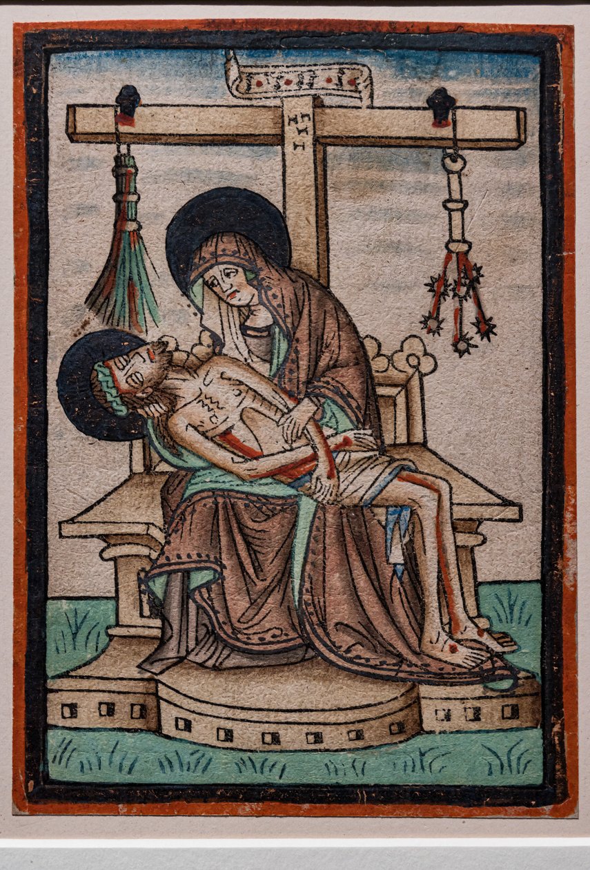 Vesperbild (Beweinung), Aquarell-Holzschnitt von deutschem Graveur, ca. 1450. Die Symbole der Passion Christi hängen vom Kreuz. von German School