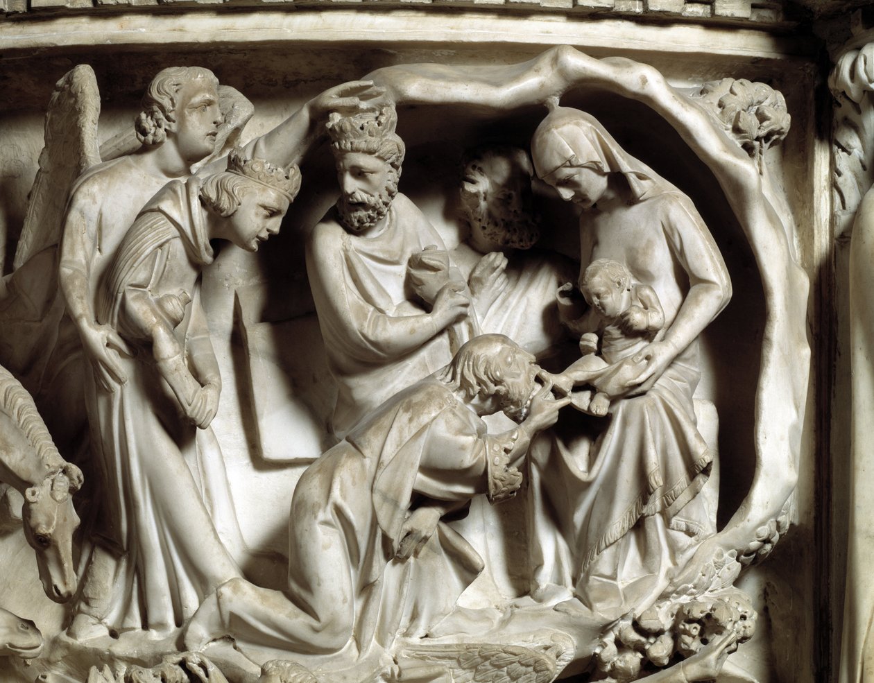 Detail der Reliefs des Stuhls von Giovanni Pisano (1248-1314): Anbetung der Heiligen Drei Könige (Detail) von Giovanni Pisano