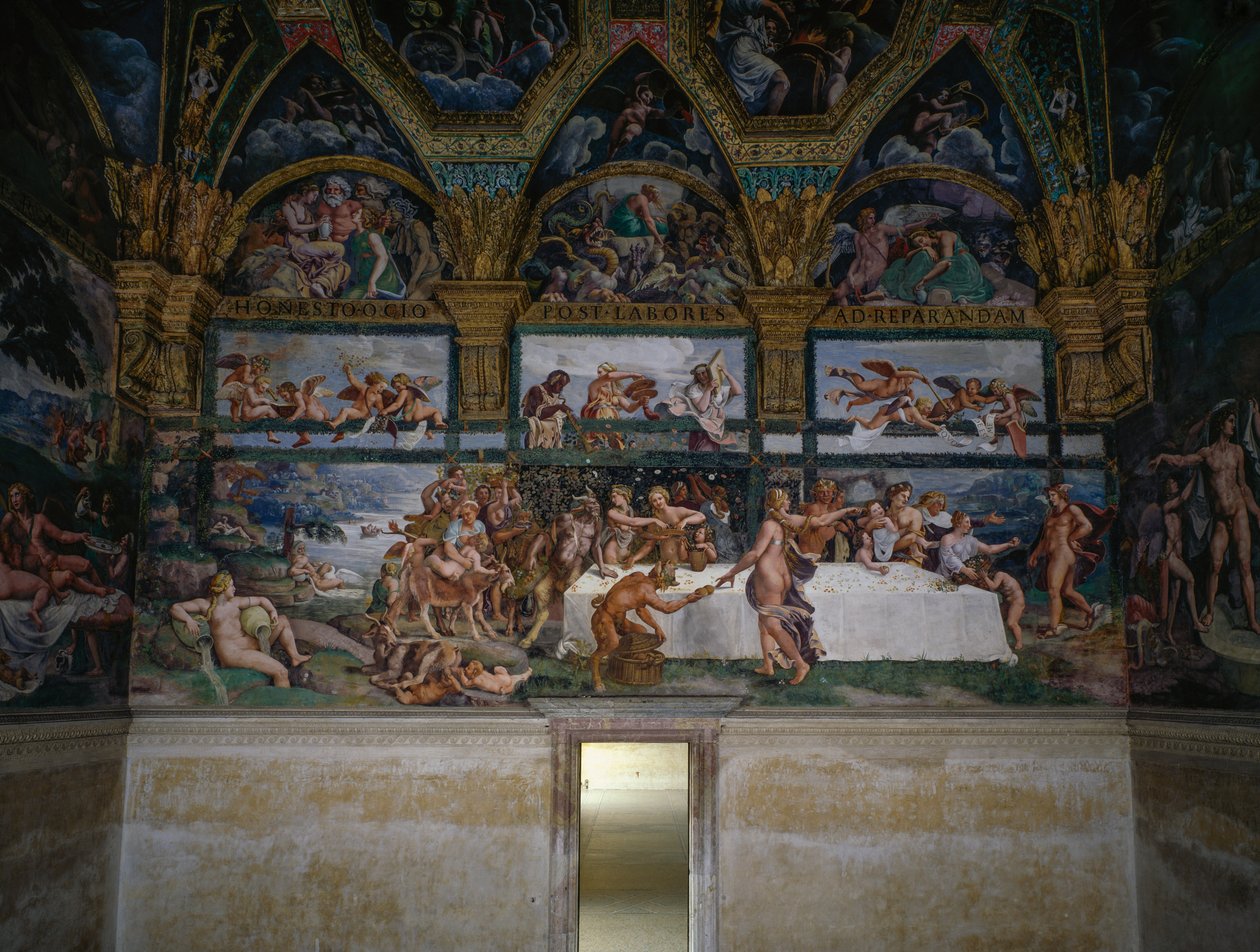 Hochzeitsfest oder Bankett der Götter, Fresko von Giulio Romano, Westwand der Kammer von Amor und Psyche, Palazzo Te, Mantua, Lombardei, Italien von Giulio Romano