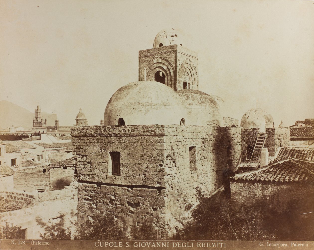 Kirche San Giovanni degli Eremiti in Palermo, Detail der Kuppeln von Giuseppe Incorpora