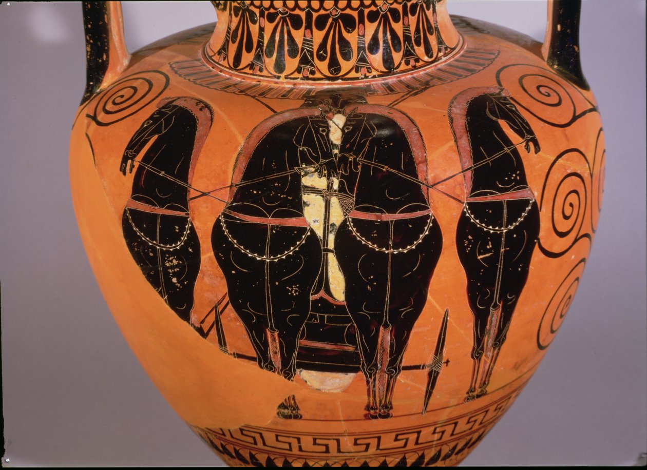 Schwarzfigurige Amphore, die eine Quadriga darstellt von Greek