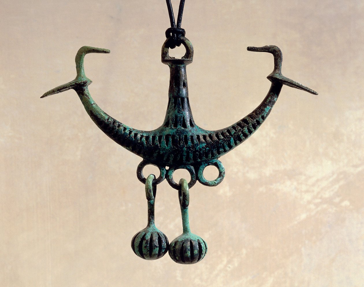 Ankerförmiger Anhänger, Schmuck aus Bronze, aus Axioupolis, Griechenland, griechische Zivilisation, 8.-7. Jahrhundert v. Chr. von Greek