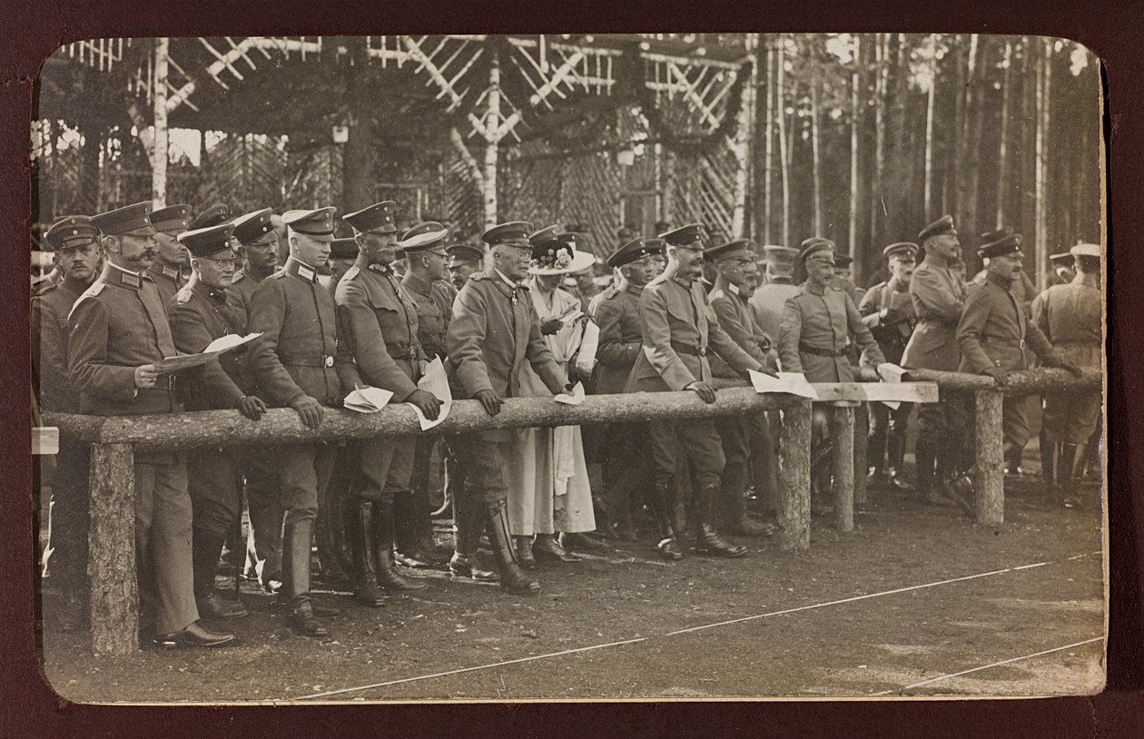 Erster Weltkrieg: Die Ukraine in den Jahren 1914-1916 während der Invasion der deutschen Armee. Gruppe von Soldaten (s/w Foto) von Heldenfriedhof Dsessentniki (attr. to)