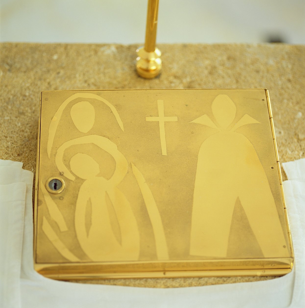 Tabernakel auf dem Altar der Rosenkranzkapelle von Henri Matisse
