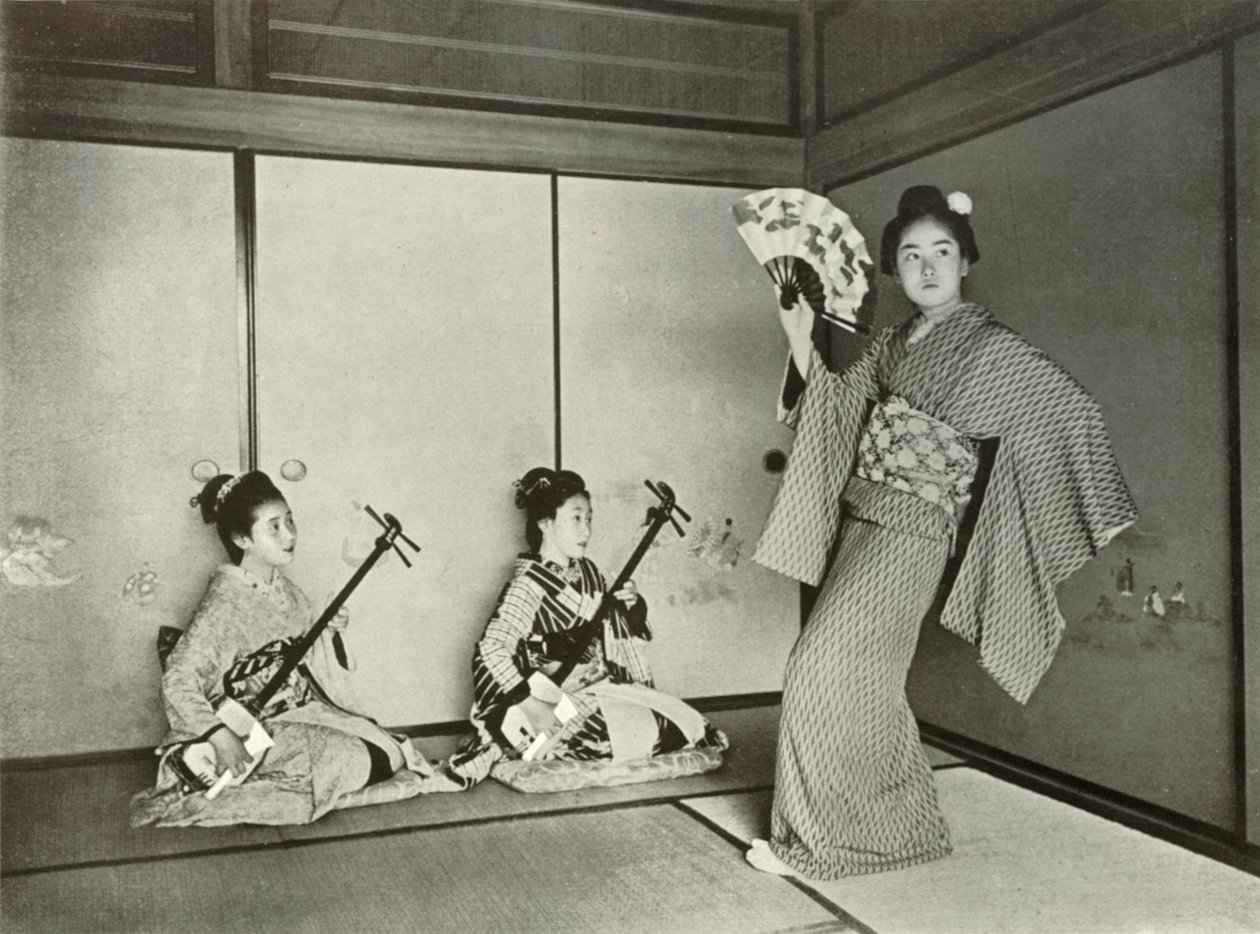 Eine Geisha tanzt, 1910 von Herbert Ponting