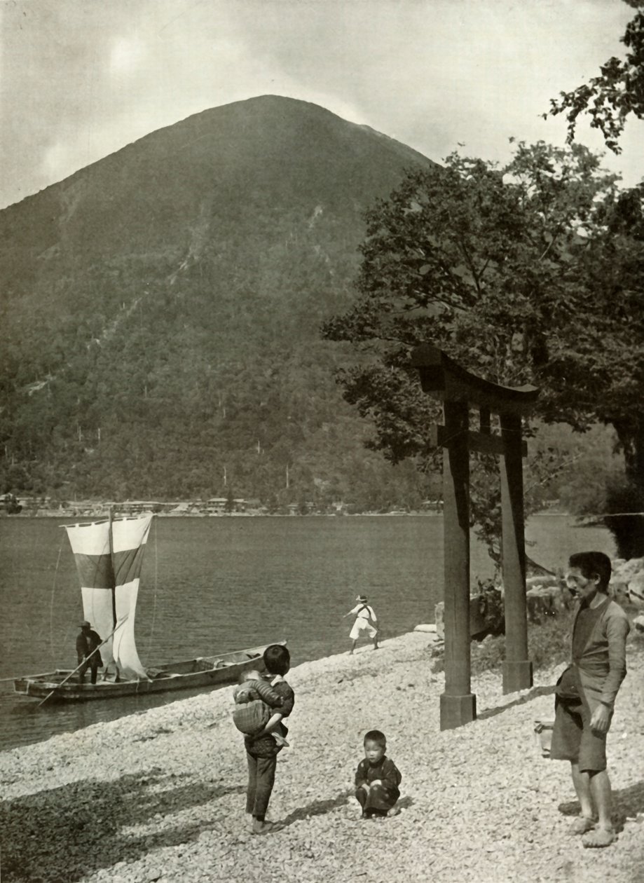 Nantai-Zan und Lake Chuzenji, 1910 von Herbert Ponting