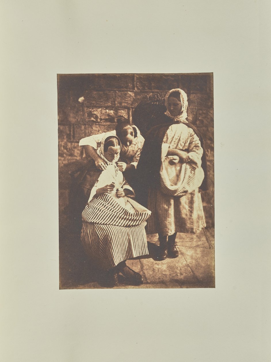 [Marion Finlay, Frau Margaret (Dryburgh) Lyall & Frau Grace (Finlay) Ramsay] von Hill and Adamson