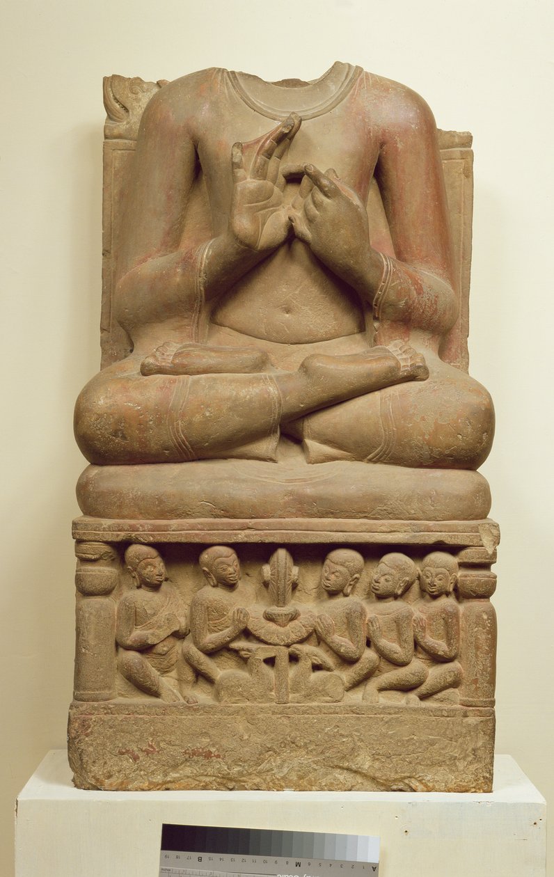 Schnitzerei von Buddha in der Haltung einer Predigt, Sarnath, Uttar Pradesh, 5. Jahrhundert von Indian School