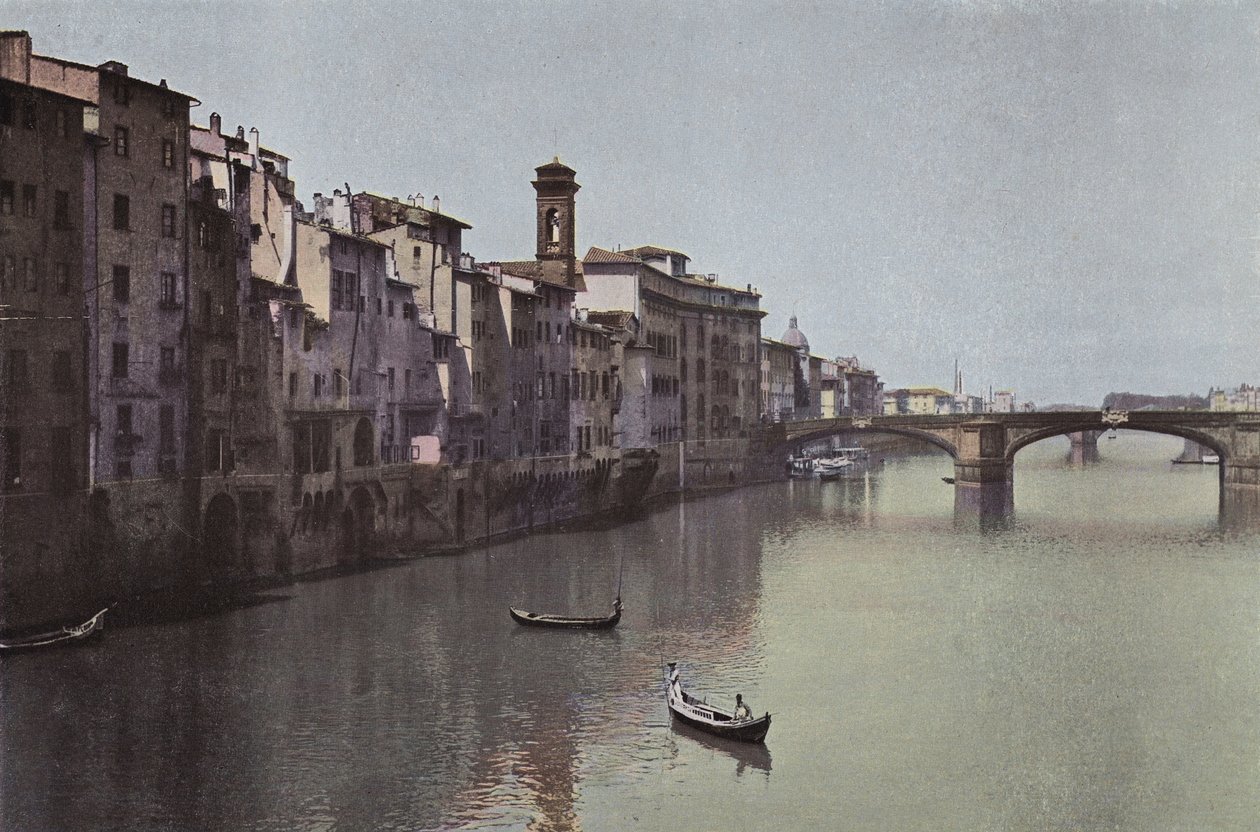 Florenz: Blick auf den Arno mit der S. Trinita Brücke von Italian Photographer