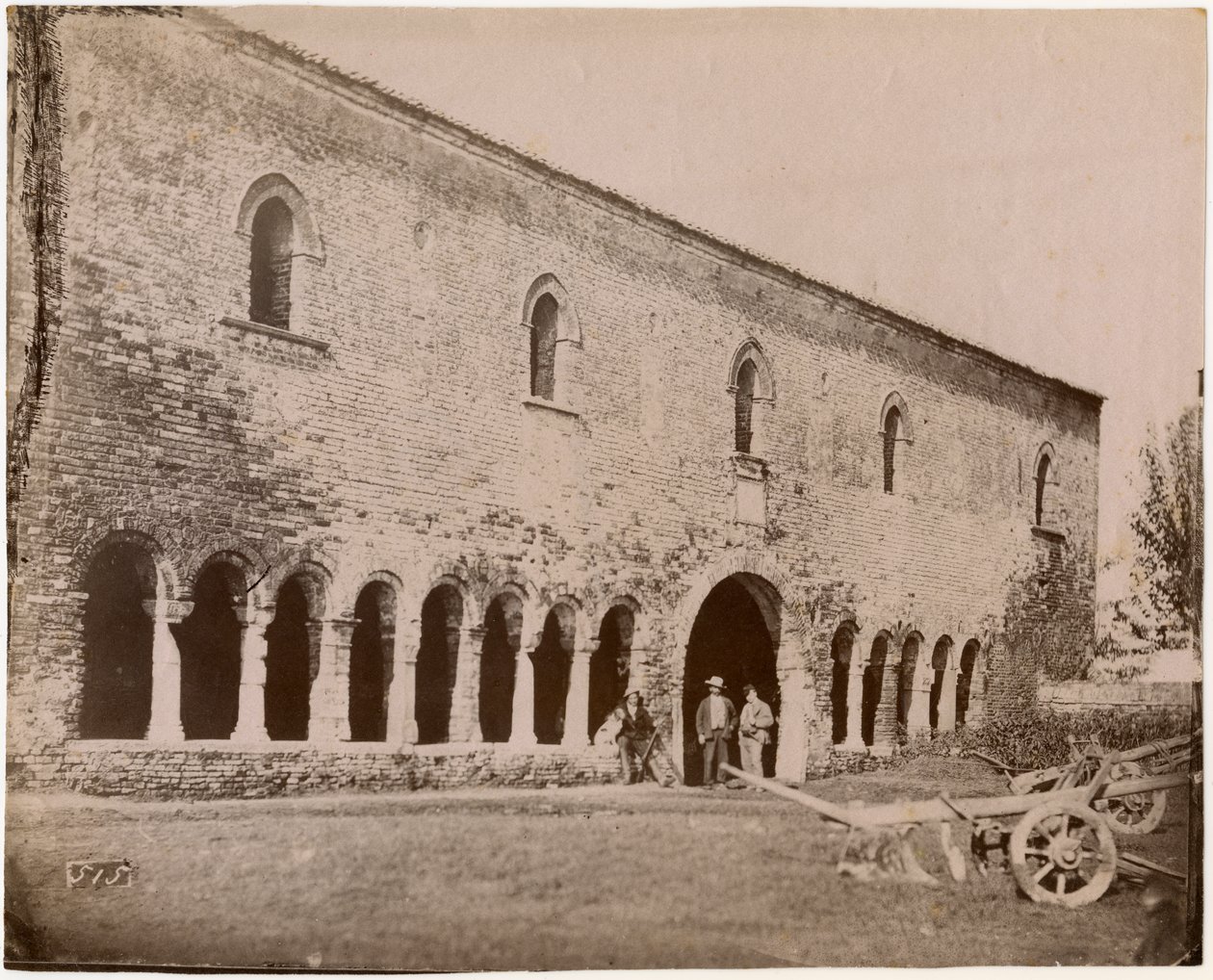 Palazzo della Ragione, Abtei Pomposa, Emilia-Romagna, Italien, Fotografie von Luigi Ricci von Italian Photographer