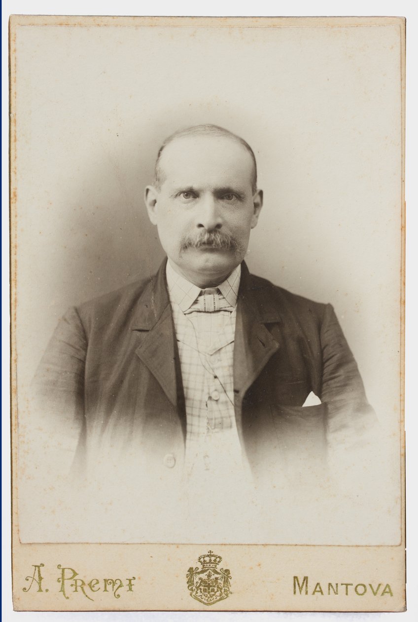 Foto auf einer Postkarte, den Maler Albano Lugli darstellend von Italian Photographer