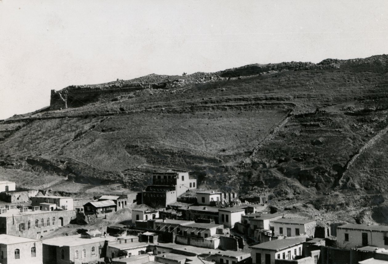 Ansicht der hellenistischen Mauern in der nordöstlichen Ecke der Akropolis, Amman, Jordanien von Italian Photographer