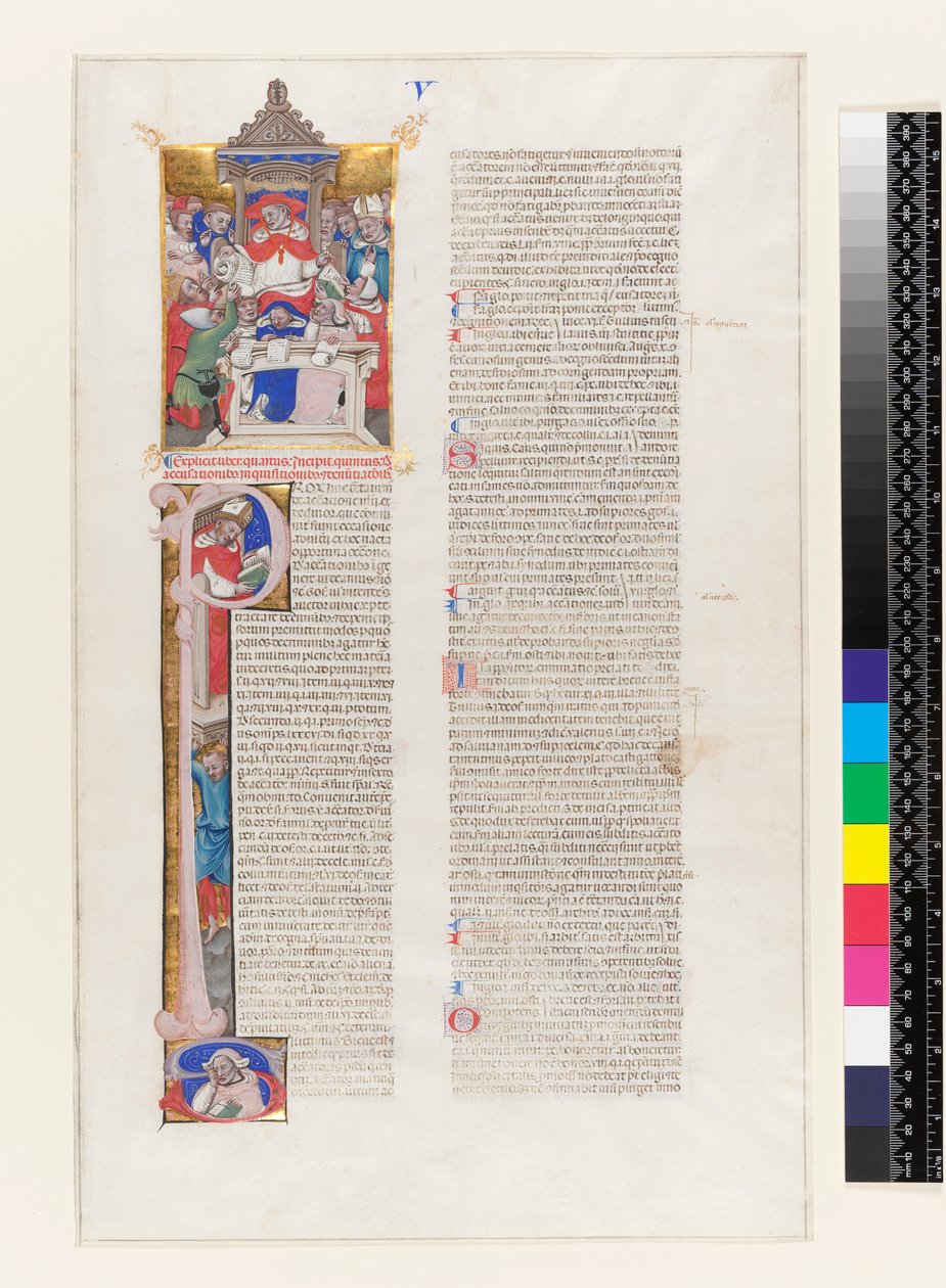 Ms 331 fol.1r Textseite mit einer historisierten Initiale P und einer Miniatur, die einen thronenden Kardinal darstellt, aus Buch V der Dekretalen von Gregor IX., aus Bologna, ca. 1350 von Italian School