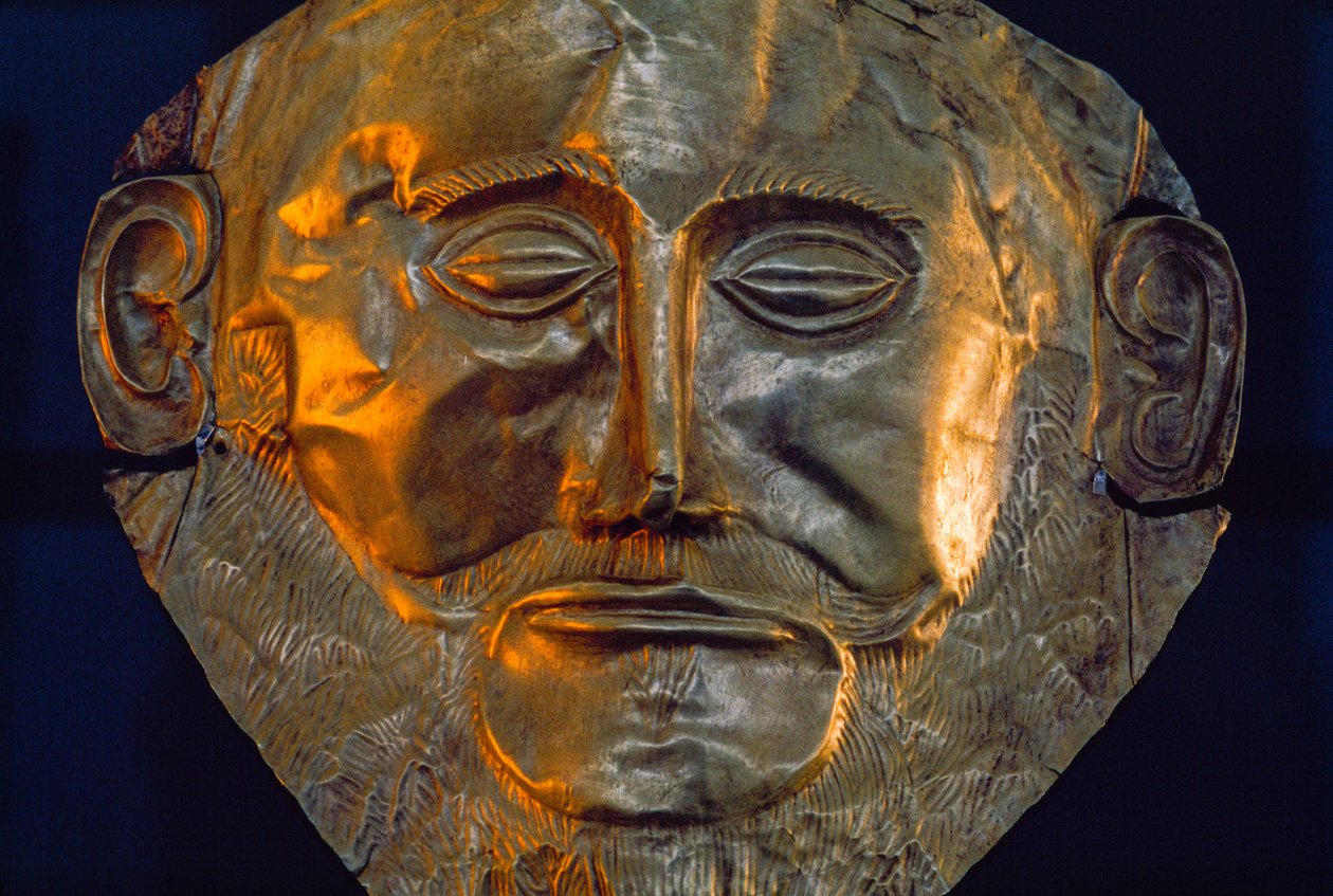 Eine Grabmaske aus der Bronzezeit. Nationales Archäologisches Museum, Athen, Griechenland. von James L Stanfield