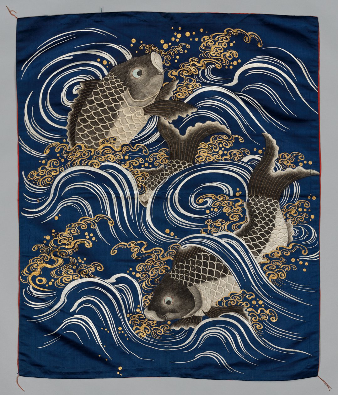 Geschenkverpackung (Fukusa) mit Karpfen in Wellen von Japan, Meiji period