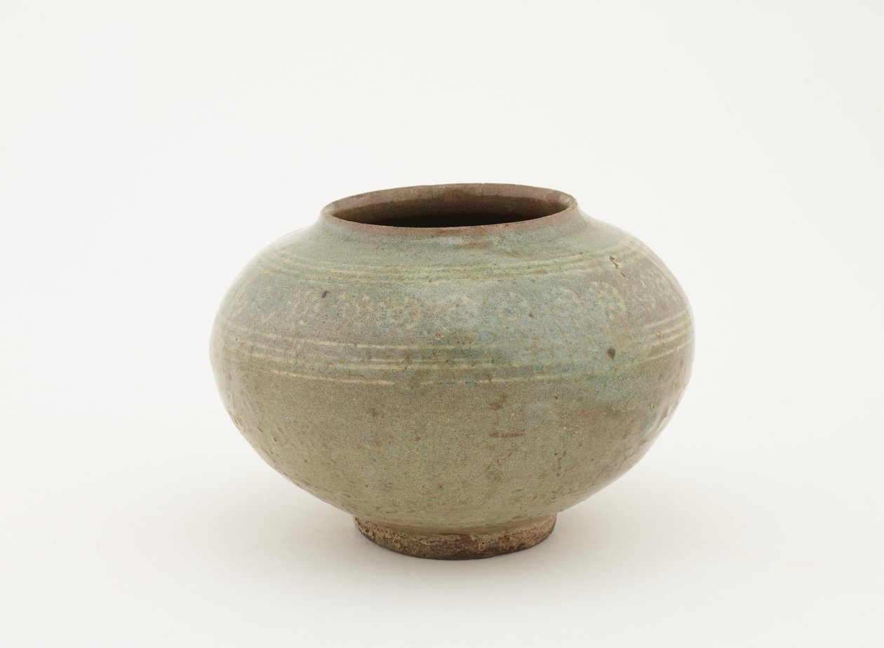 Krug mit gestempelter und Schlicker-Einlage Dekoration, 1610-1630 von Japanese School