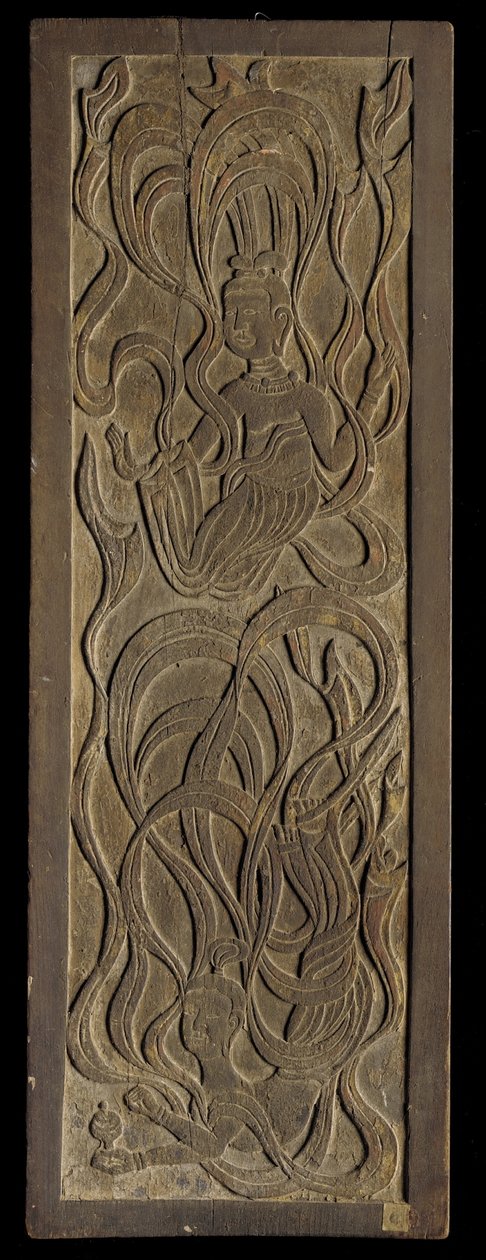 Tafel mit Flachrelief-Schnitzerei buddhistischer Apsaras von Japanese School