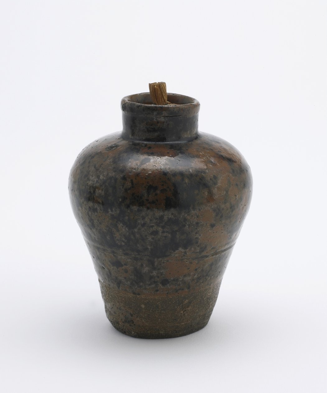 Teedose in Krugform, verwendet als Flasche für Bonbonpellets, Aichi-Präfektur, Edo-Zeit von Japanese School