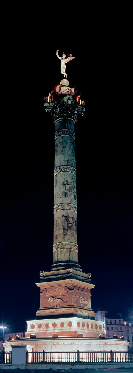 Ansicht der Julisäule auf dem Place de la Bastille in Paris von Jean Antoine Alavoine