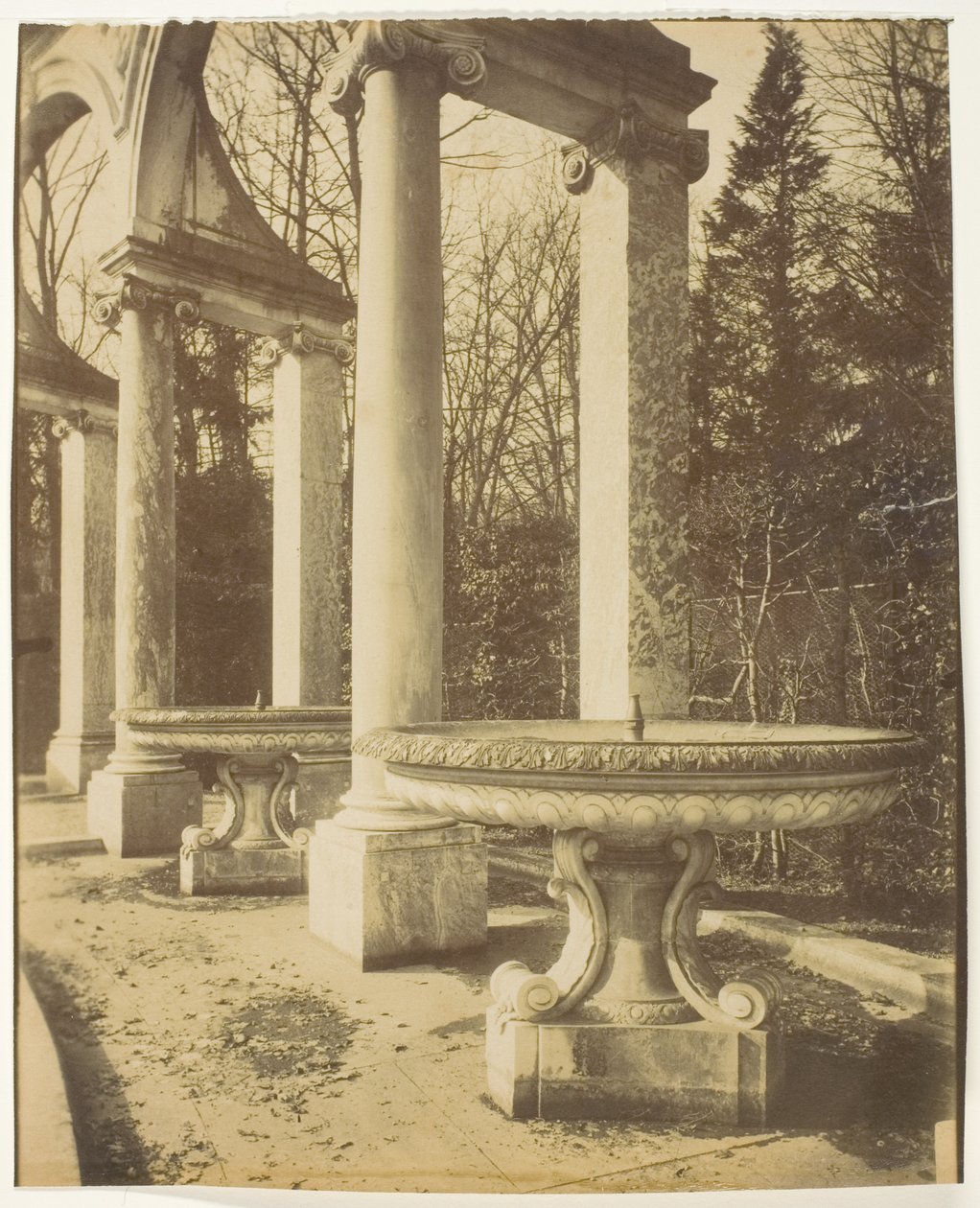 Parc de Versailles, Bosquet der Kolonnade von Jean Eugène Auguste Atget