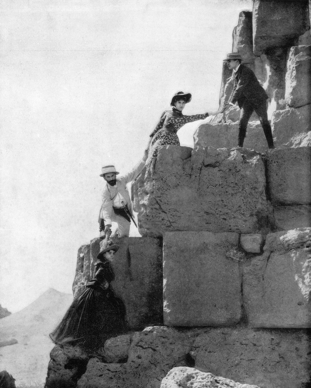 Besteigung der Großen Pyramide, Ägypten, spätes 19. Jahrhundert von John L. Stoddard