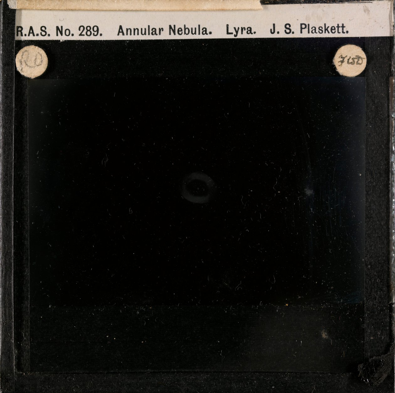 Astronomische Glasplattenaufnahme des Ringnebels in der Leier von John Stanley Plaskett