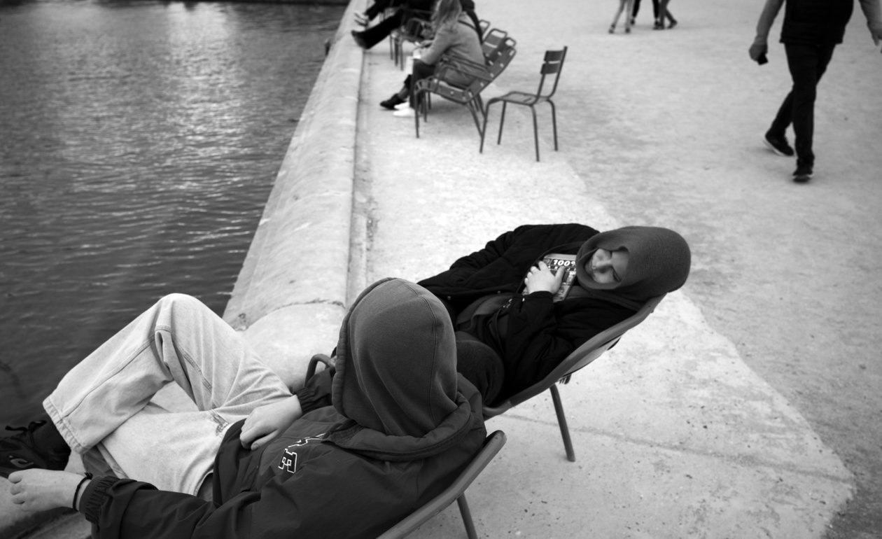 Paris im Frühling, 2022 von Jon Nicholson