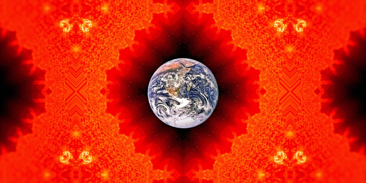 Sonne: Blick auf die Erde von der Sonne 1 von Josef Johann Michel