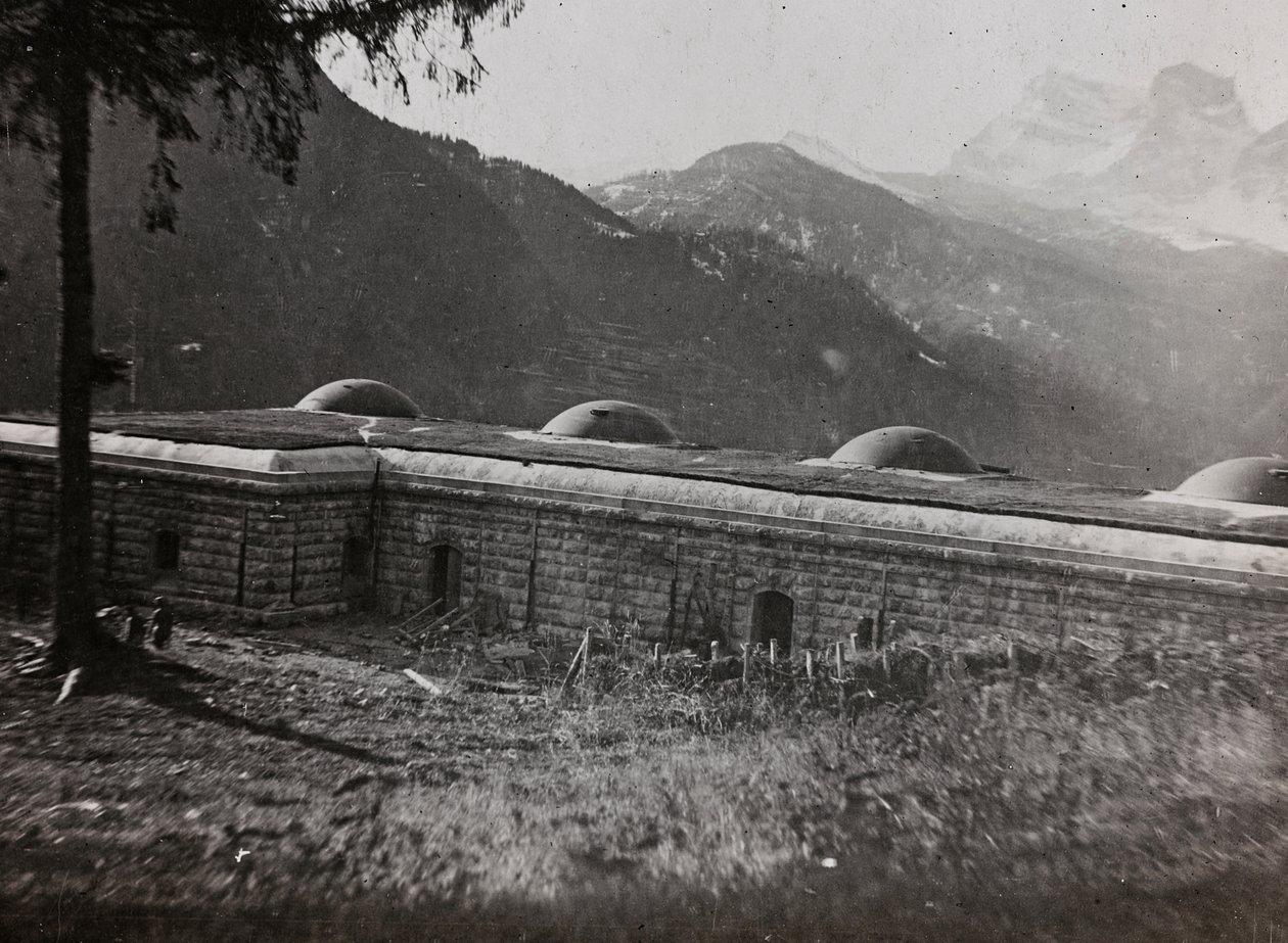 Album "Meine weltkriegs - Erinnerungen Südwestfront (Kärnten, Italien, Südtirol) 31/03/1915-12/11/1918 - Josef Zohles Wien": Italienische Festung von Josef Zohles