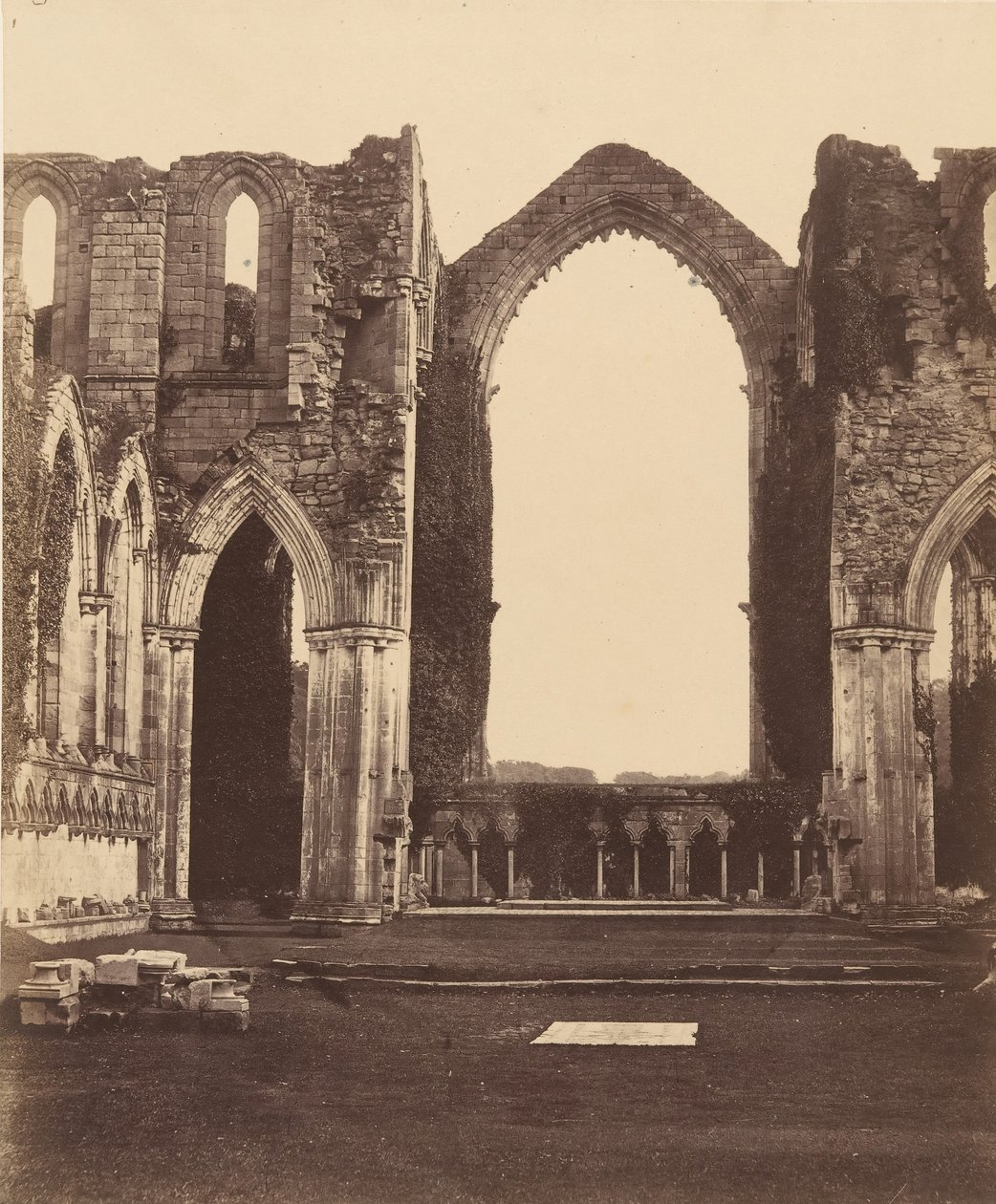 Fountains Abbey. Die Kapelle der Neun Altäre, Innenansicht, 1850er Jahre von Joseph Cundall