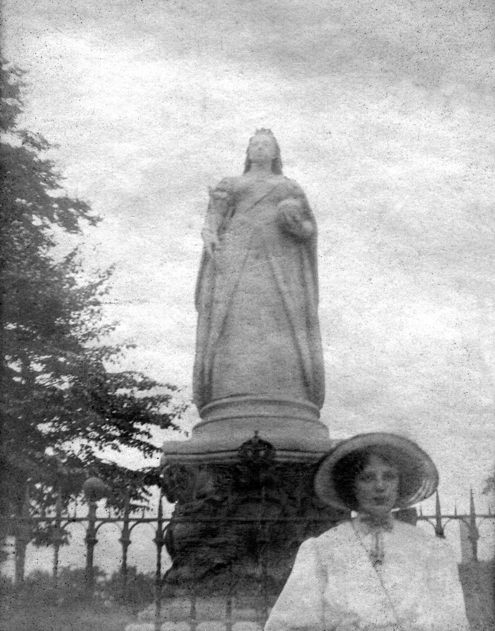 Statue von Königin Victoria, College Green, Bristol, 20. Jahrhundert von Joseph Edgar Boehm