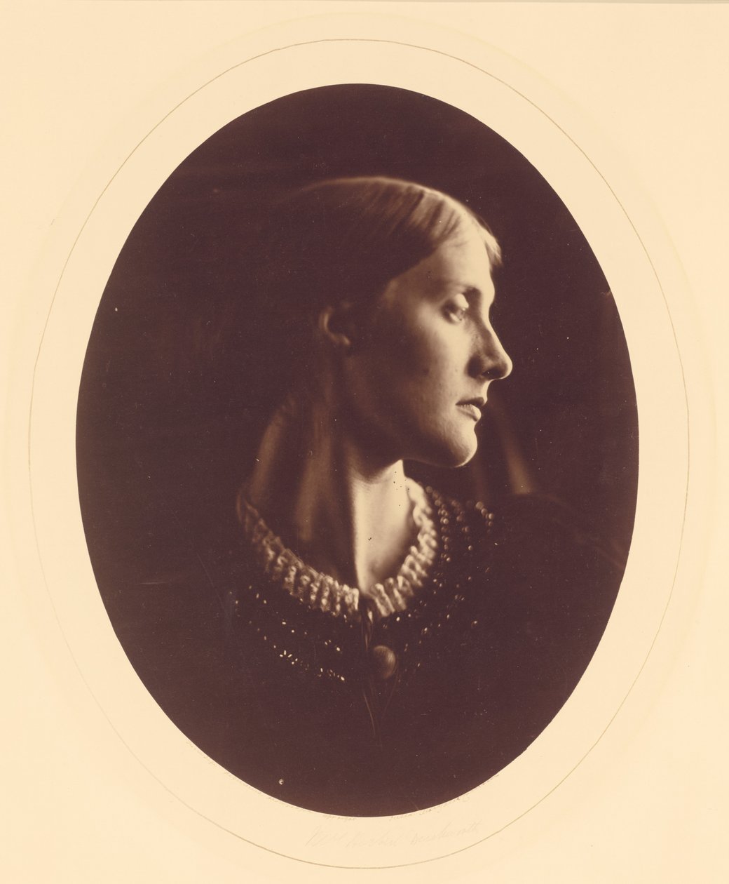 Mrs. Herbert Duckworth, April 1867 (Albuminabzug) von Julia Margaret Cameron