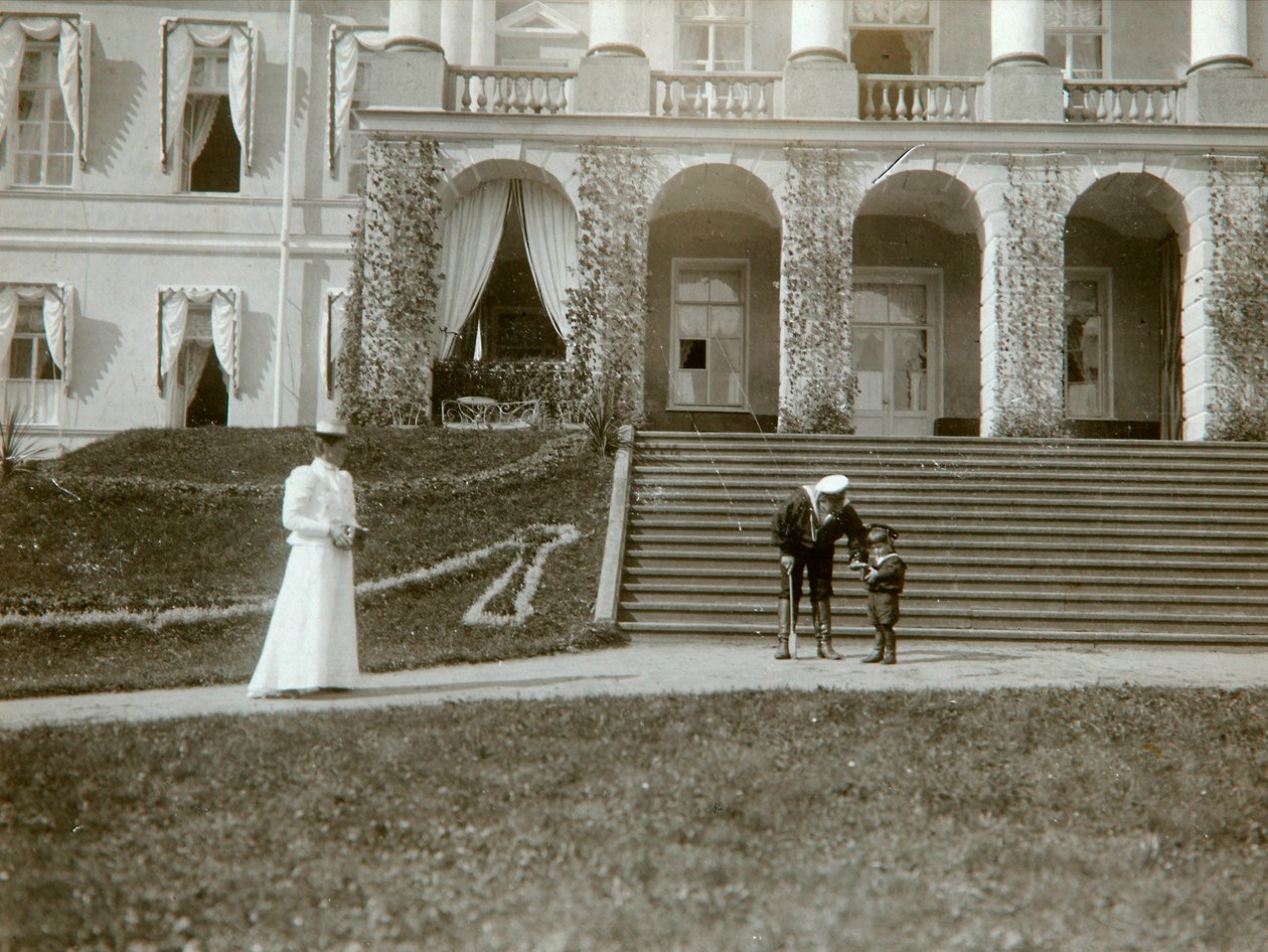 Zarin Alexandra Fjodorowna mit Zarewitsch Alexei von Russland, ca. 1907-1910 von K. von Hahn