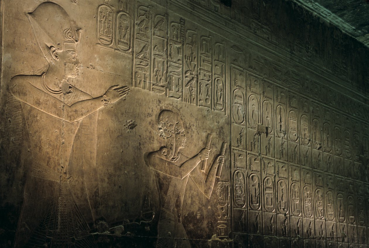 Älteste bekannte Königsliste, Tempel von Seti I in Abydos, Seti I steht hinter Ramses, 2005 von Kenneth Garrett