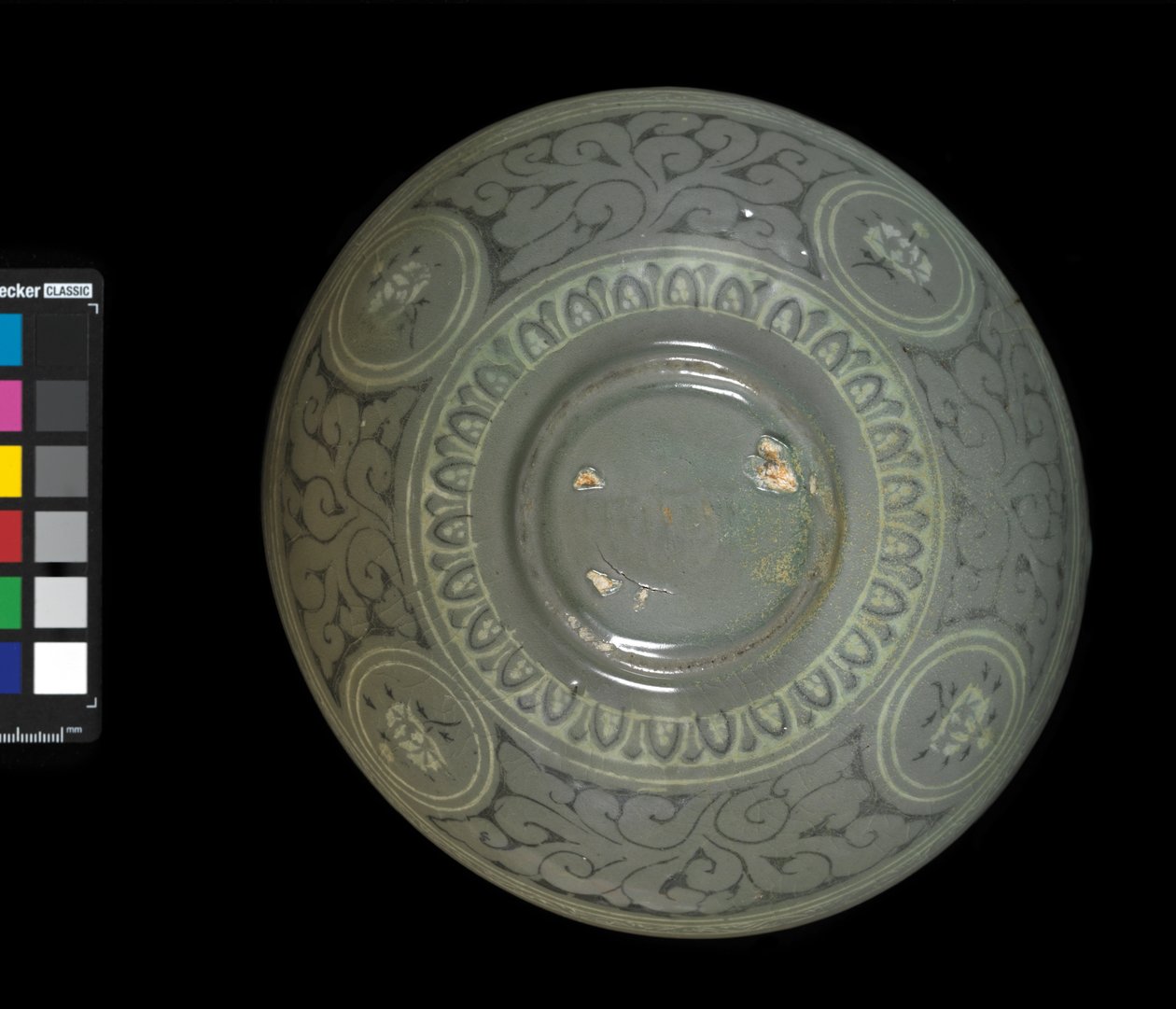 Schale mit Kranichen und Wolken, ca. 1150-1200 von Korean School